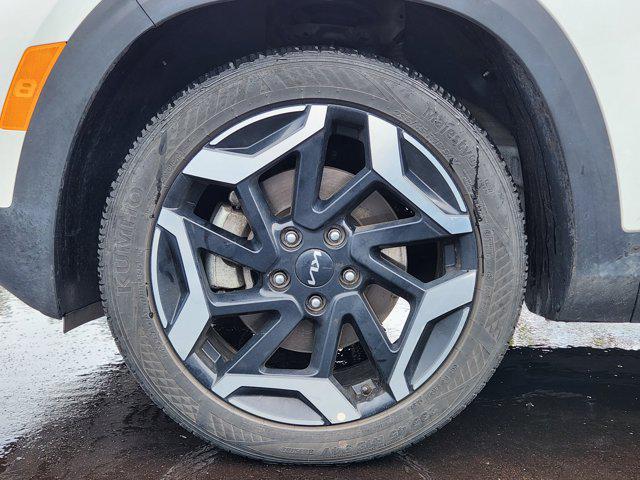 used 2024 Kia Seltos car, priced at $26,348
