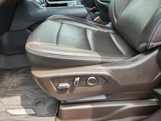 used 2023 GMC Yukon XL car, priced at $55,618