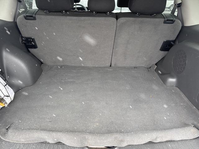 used 2005 Mazda Tribute car, priced at $3,990