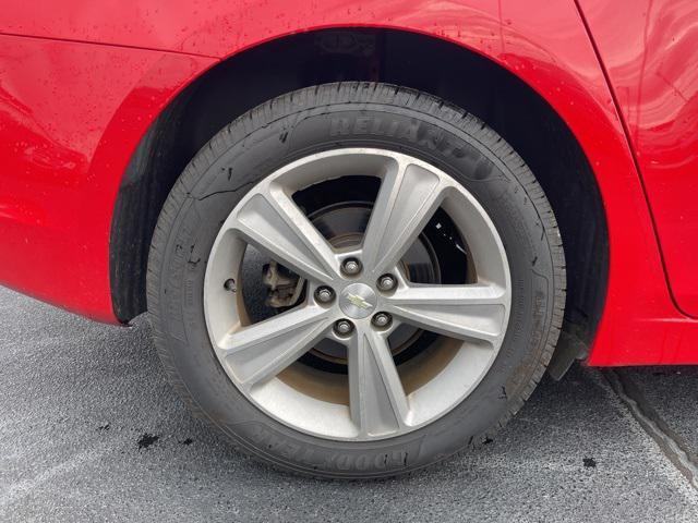 used 2015 Chevrolet Cruze car, priced at $6,800