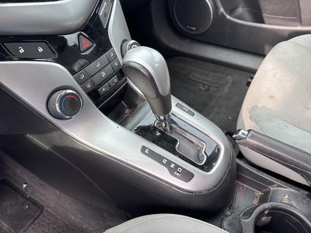 used 2014 Chevrolet Cruze car, priced at $6,100