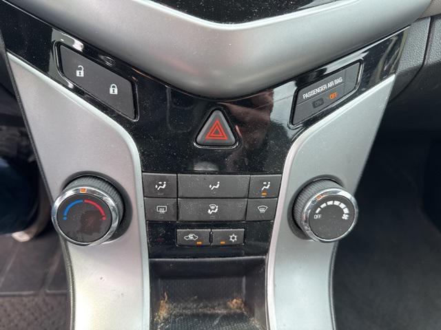 used 2014 Chevrolet Cruze car, priced at $6,100