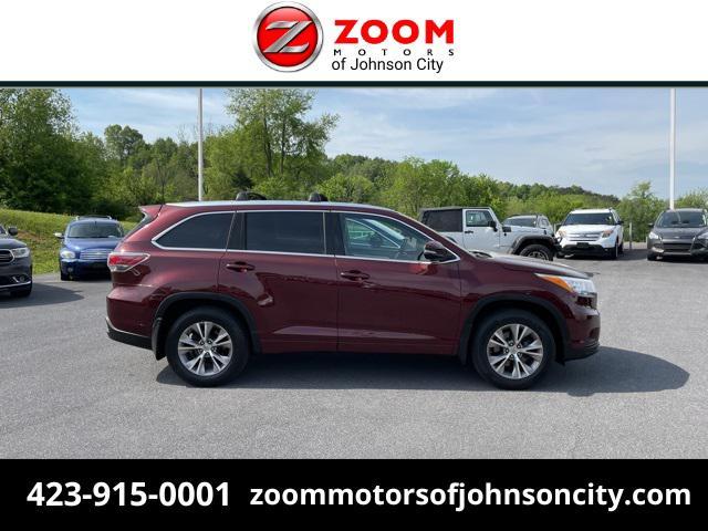 used 2015 Toyota Highlander car, priced at $11,990