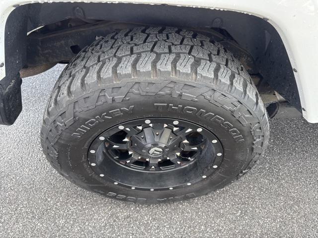 used 2015 Jeep Wrangler Unlimited car, priced at $14,300