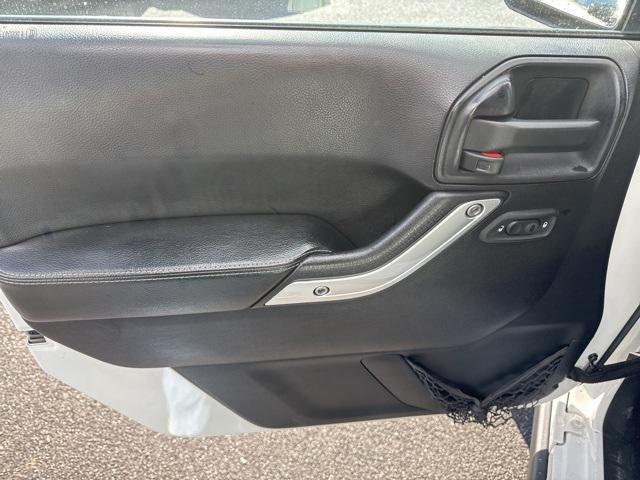 used 2015 Jeep Wrangler Unlimited car, priced at $14,300