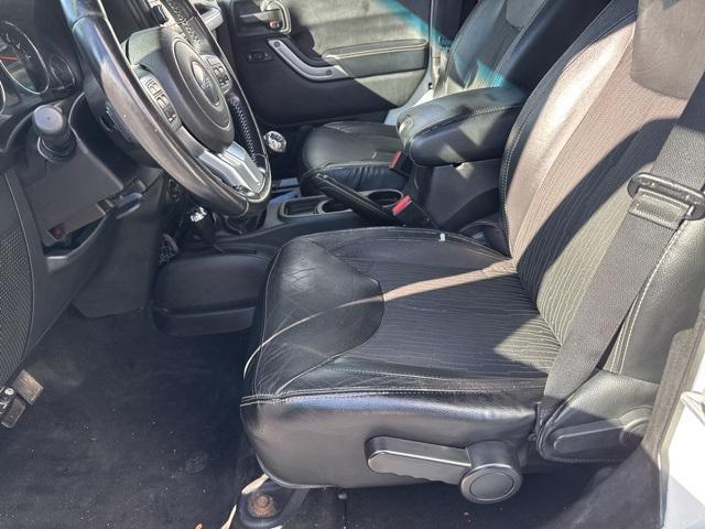 used 2015 Jeep Wrangler Unlimited car, priced at $14,300