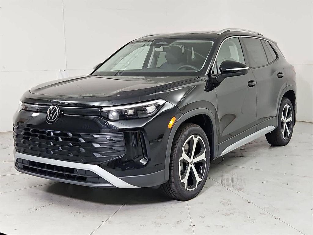 new 2025 Volkswagen Tiguan car, priced at $37,882