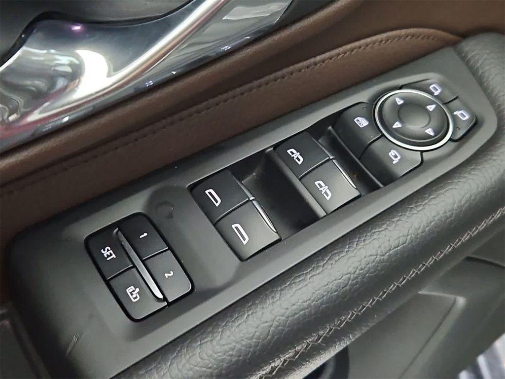 used 2021 GMC Yukon car, priced at $48,624