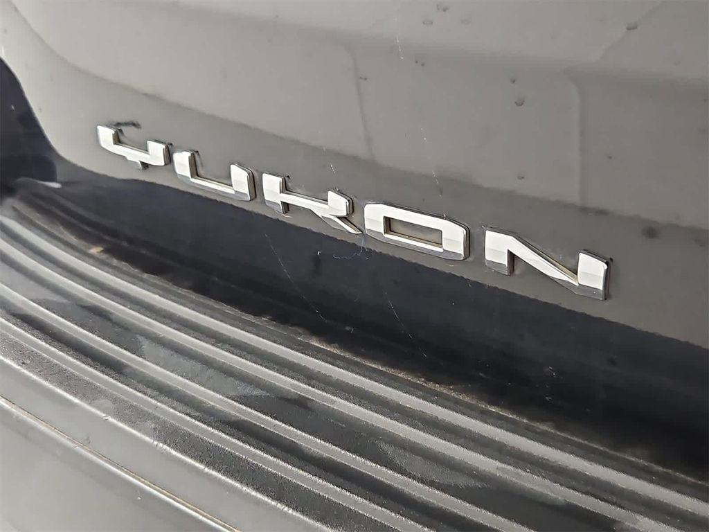used 2021 GMC Yukon car, priced at $48,624