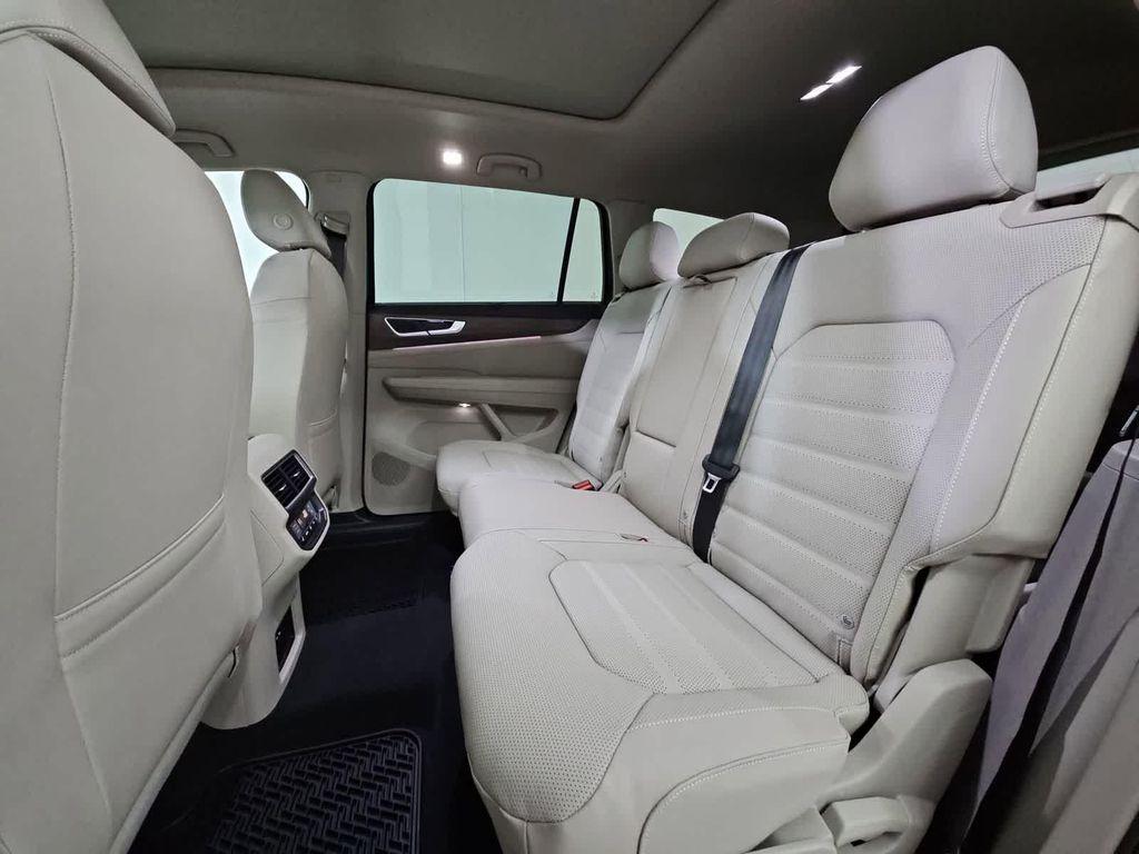 new 2026 Volkswagen Atlas car, priced at $52,864