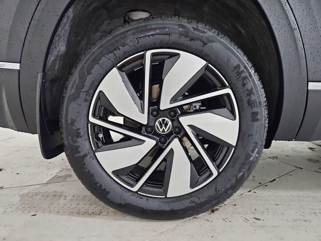 new 2026 Volkswagen Atlas car, priced at $52,864