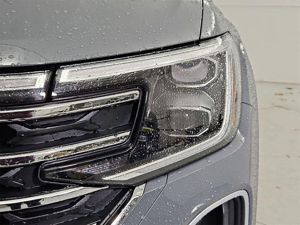 new 2026 Volkswagen Atlas car, priced at $50,638