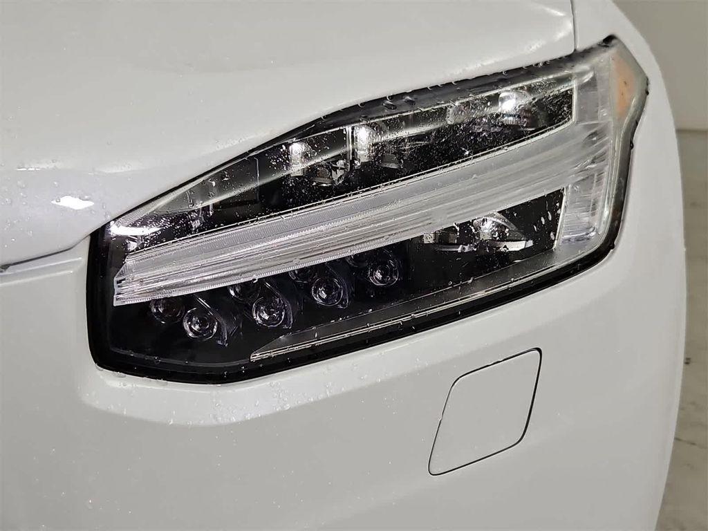 used 2022 Volvo XC90 car, priced at $35,883