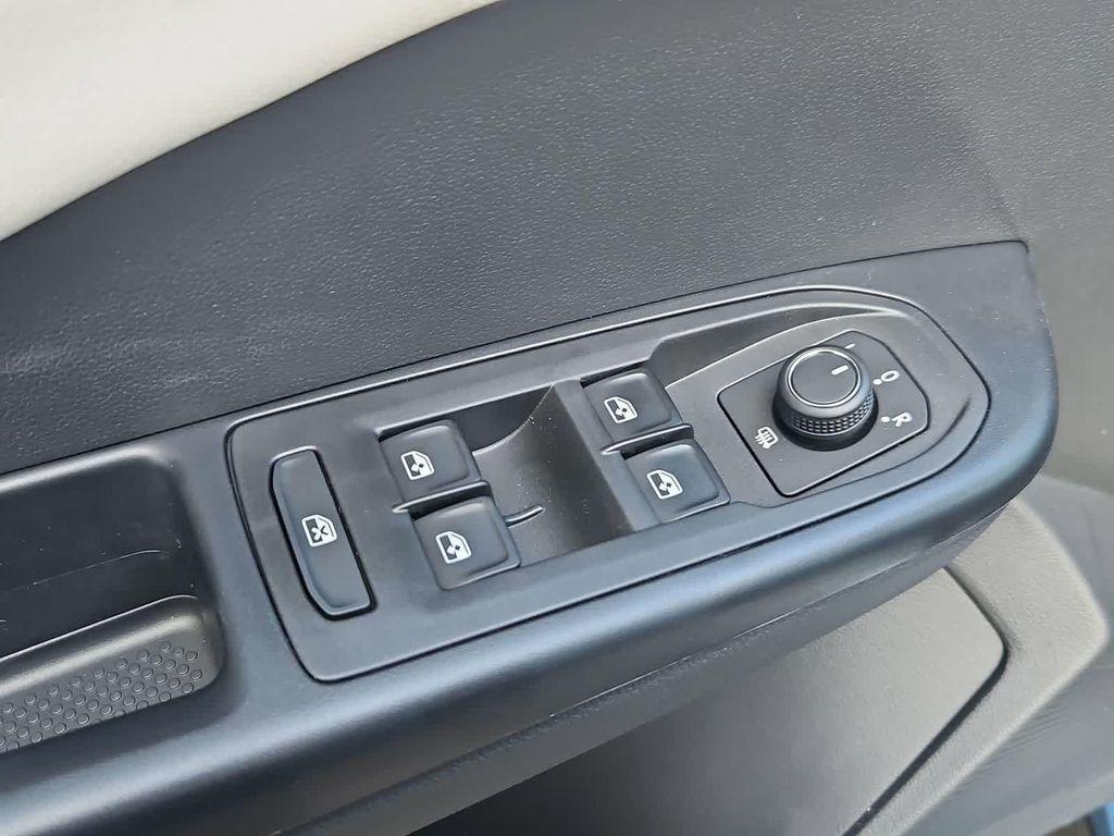 new 2026 Volkswagen Taos car, priced at $34,510
