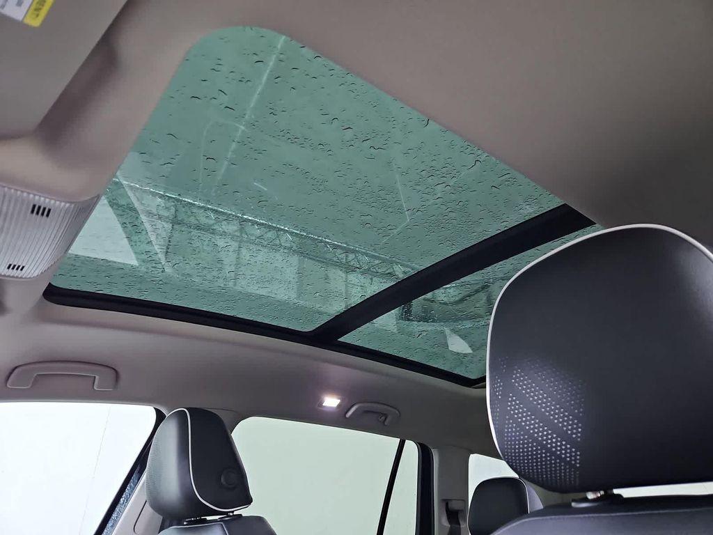 new 2026 Volkswagen Atlas car, priced at $57,654