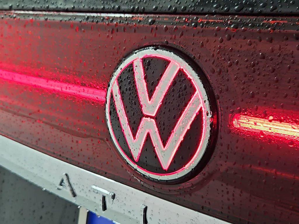 new 2026 Volkswagen Atlas car, priced at $57,654