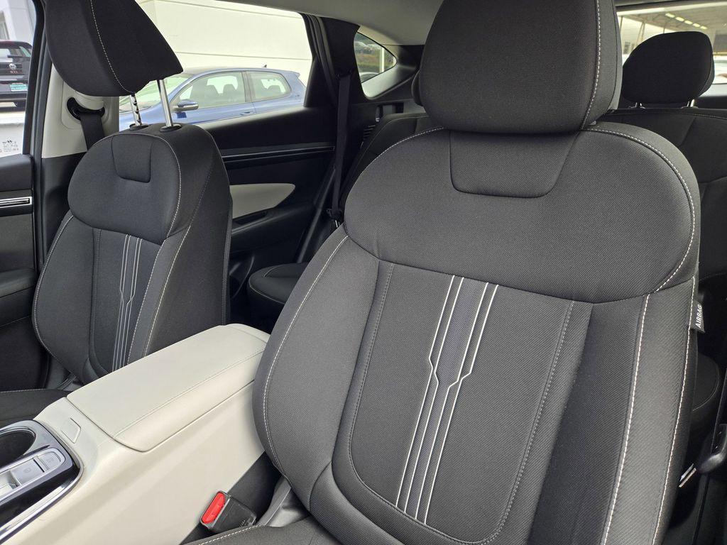 used 2024 Hyundai TUCSON Hybrid car, priced at $27,991