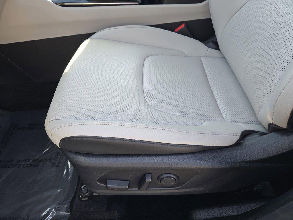 used 2023 Kia Sportage Hybrid car, priced at $30,743