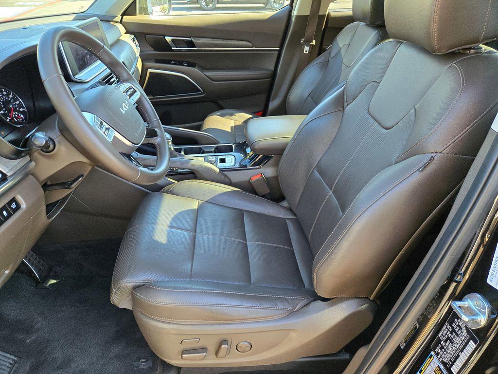 used 2022 Kia Telluride car, priced at $29,995