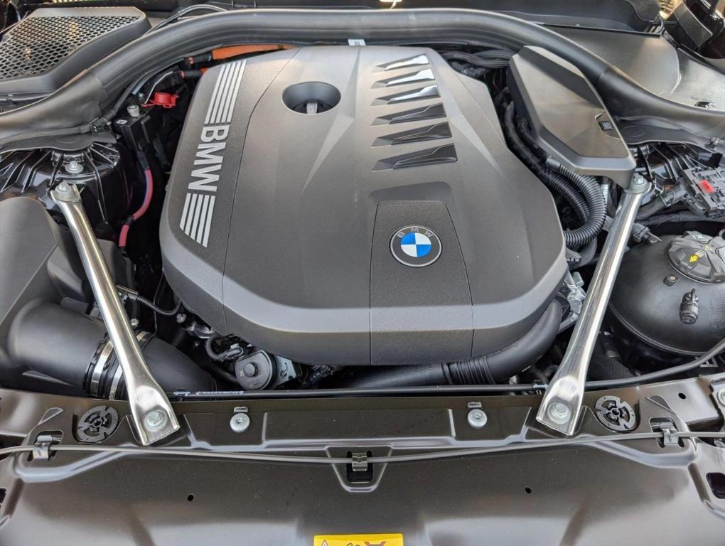 new 2026 BMW 550e car, priced at $84,450