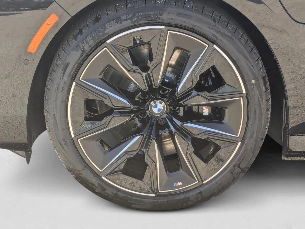 new 2025 BMW 750e car, priced at $123,255