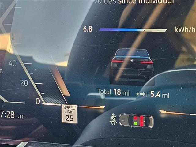 new 2025 BMW i7 car, priced at $128,125
