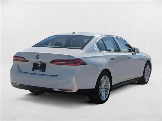new 2025 BMW 540 car, priced at $69,325