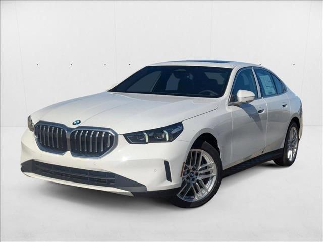 new 2025 BMW 540 car, priced at $69,325