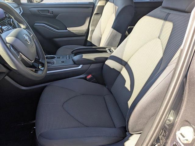 used 2020 Toyota Highlander car, priced at $23,995