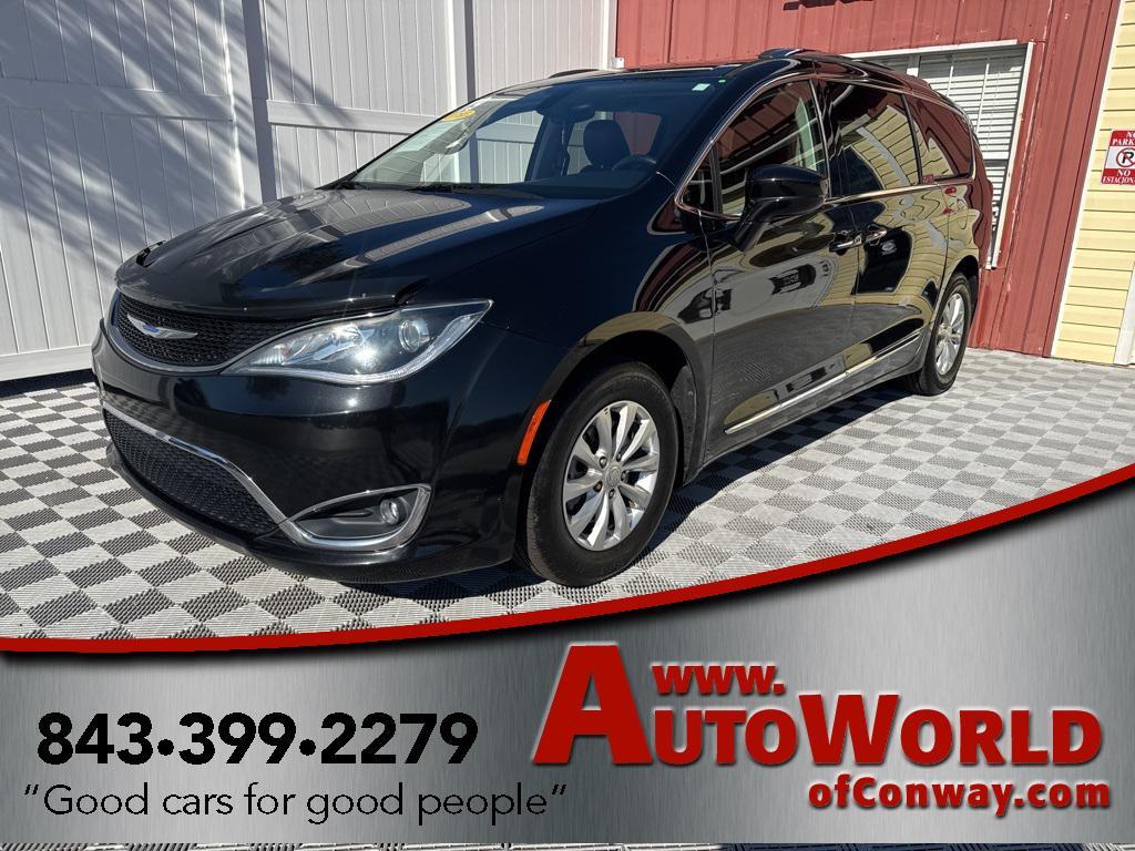 used 2019 Chrysler Pacifica car, priced at $10,877