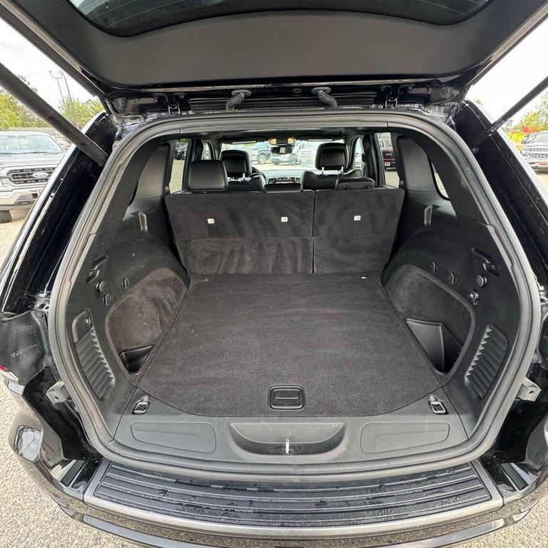 used 2021 Jeep Grand Cherokee car, priced at $23,963