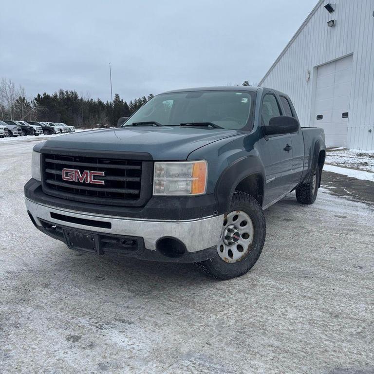 used 2013 GMC Sierra 1500 car, priced at $11,480