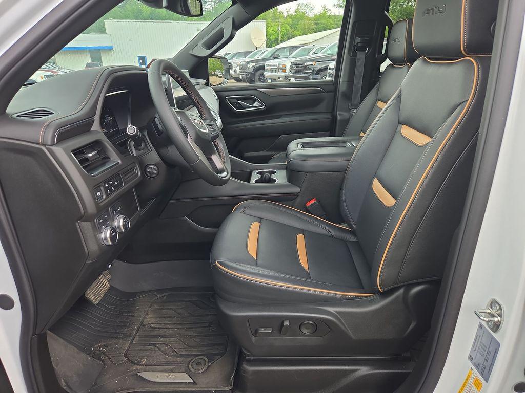 used 2024 GMC Yukon car, priced at $65,480