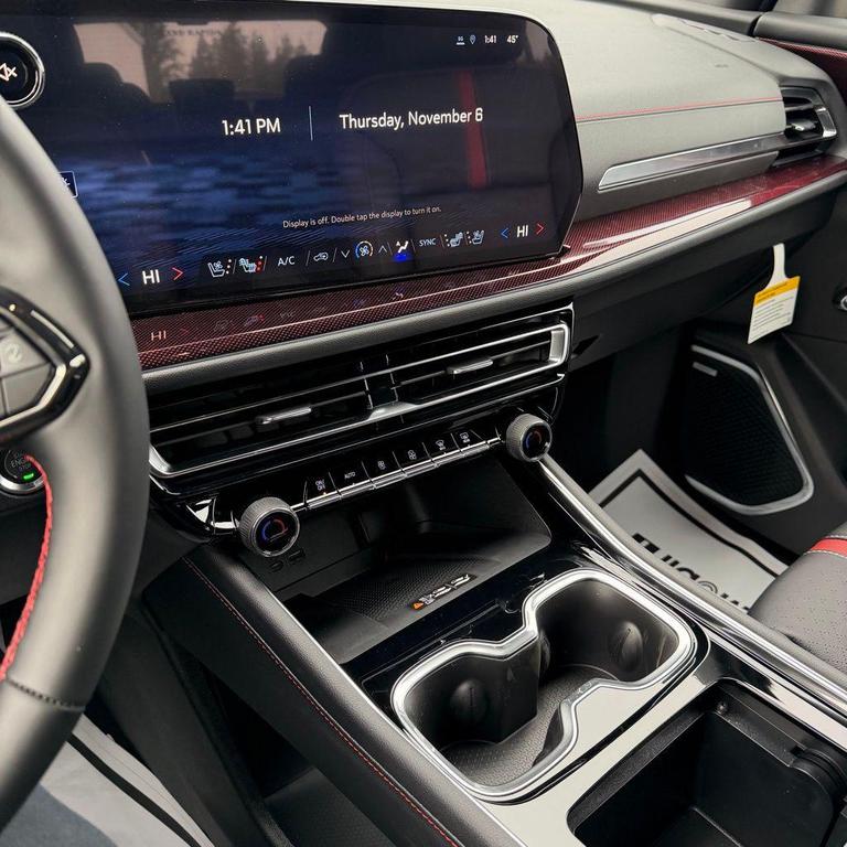 new 2026 Chevrolet Traverse car, priced at $57,320