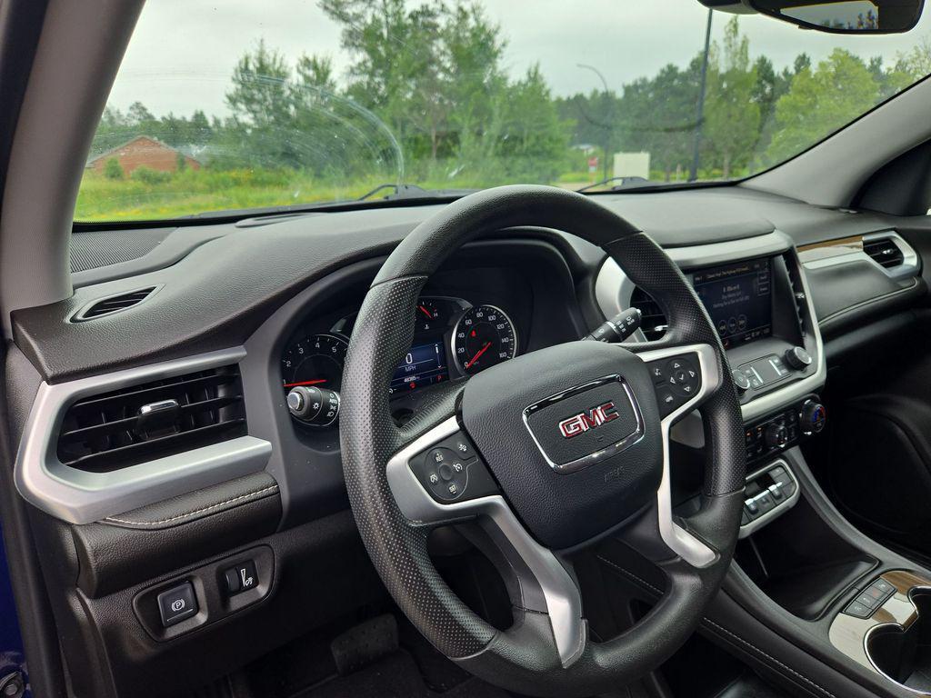 used 2023 GMC Acadia car, priced at $24,971