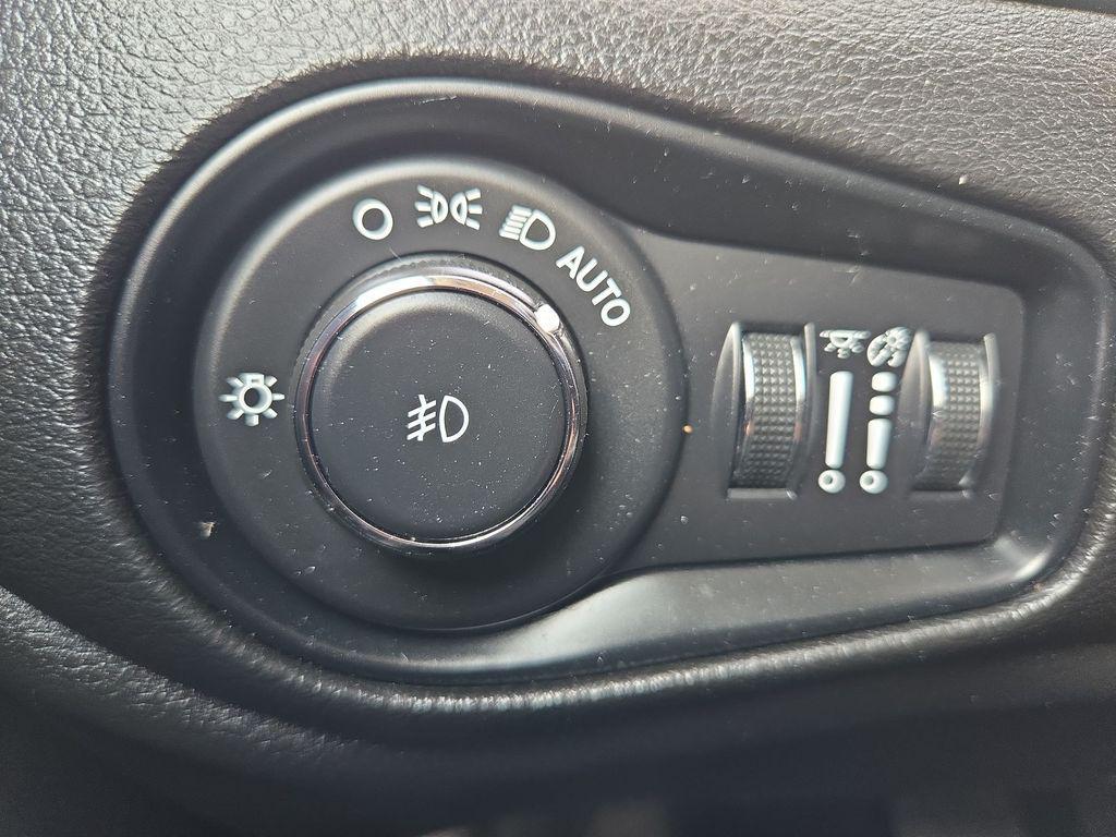 used 2022 Jeep Renegade car, priced at $17,249