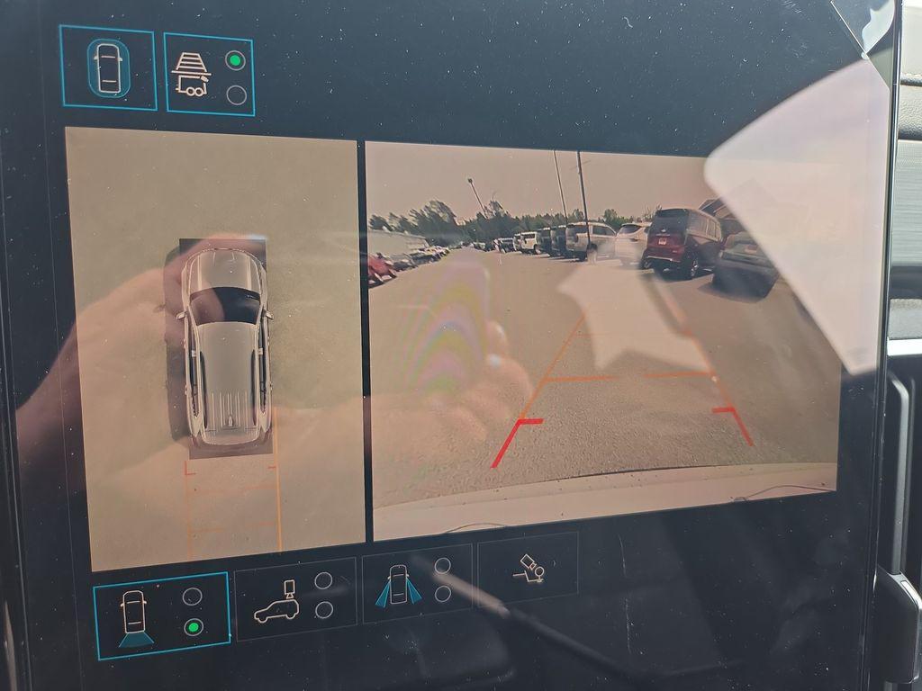 new 2025 GMC Acadia car, priced at $39,900