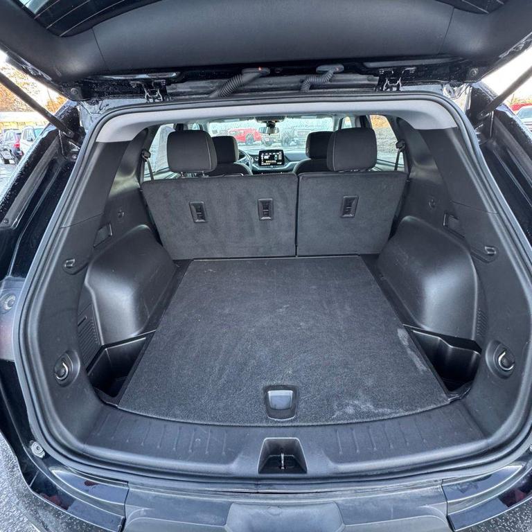 used 2025 Chevrolet Blazer car, priced at $29,972