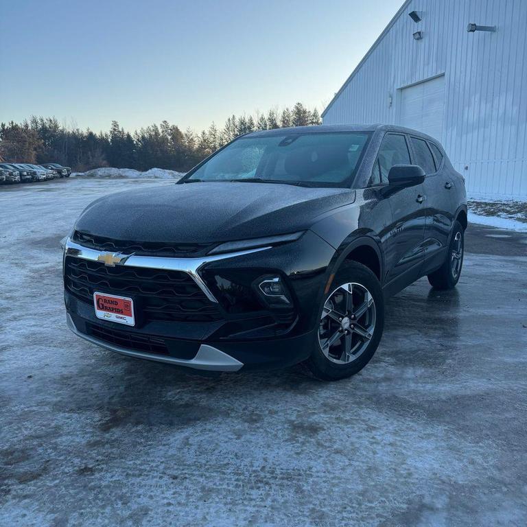 used 2025 Chevrolet Blazer car, priced at $29,972