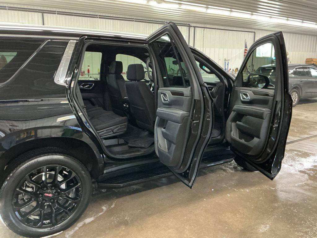 used 2023 GMC Yukon car, priced at $44,987