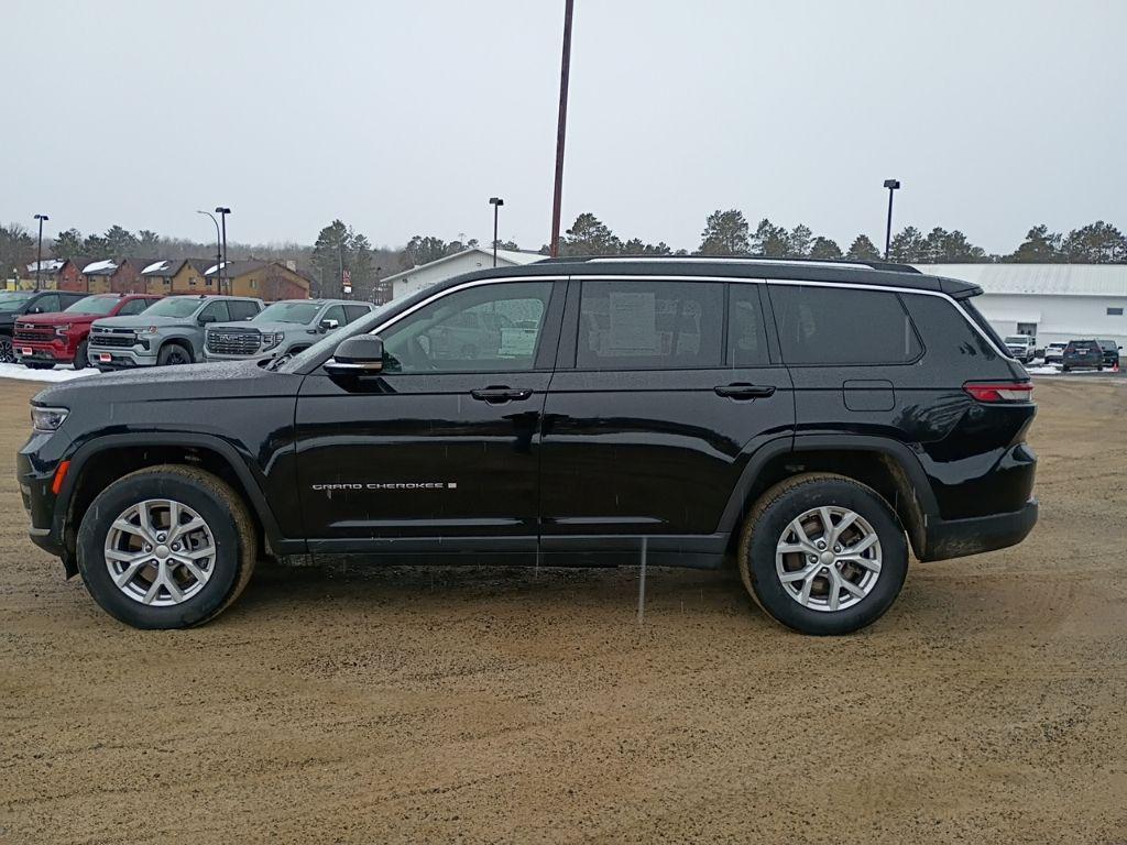 used 2023 Jeep Grand Cherokee L car, priced at $31,304