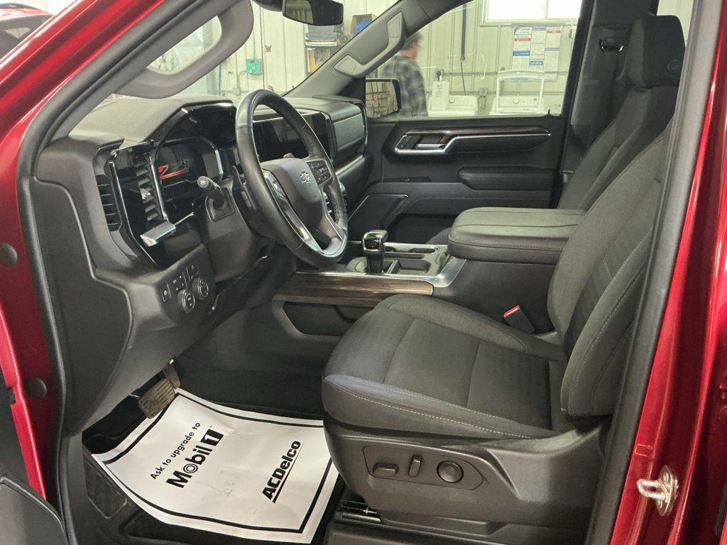 used 2023 Chevrolet Silverado 1500 car, priced at $37,712