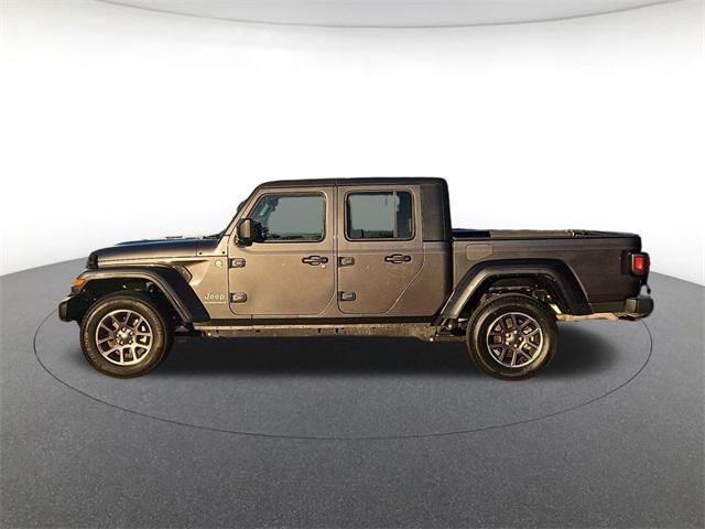 used 2023 Jeep Gladiator car, priced at $29,288
