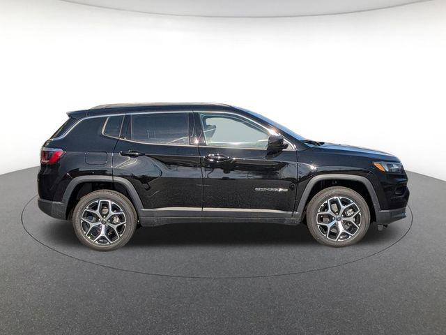 new 2026 Jeep Compass car, priced at $30,628