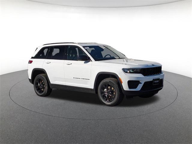 new 2025 Jeep Grand Cherokee car, priced at $35,622