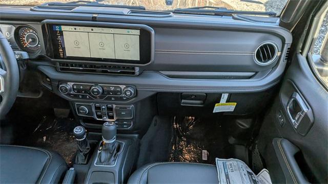 new 2025 Jeep Wrangler car, priced at $54,870