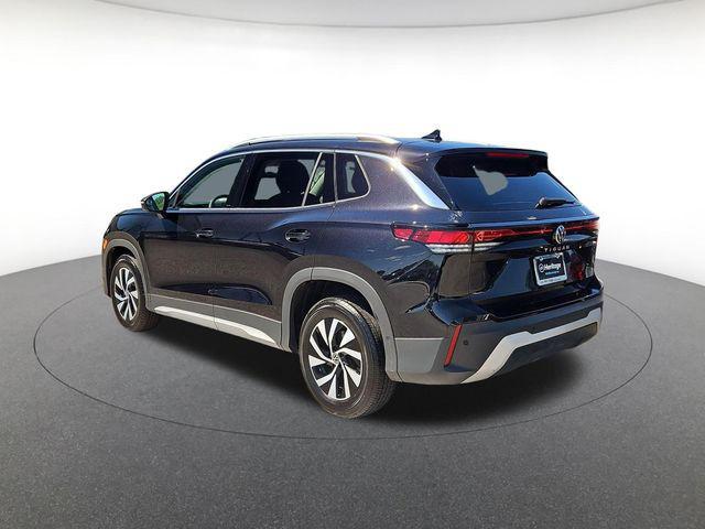used 2025 Volkswagen Tiguan car, priced at $26,800