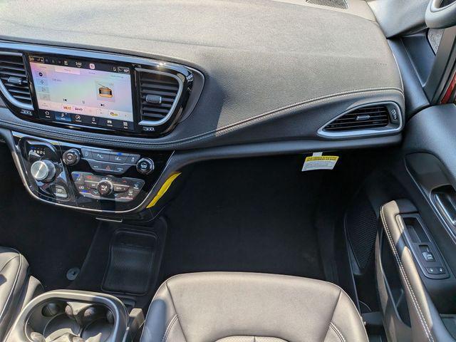 new 2027 Chrysler Pacifica car, priced at $45,363