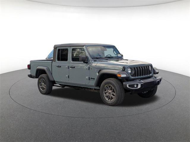 new 2026 Jeep Gladiator car, priced at $41,649