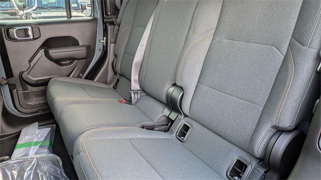 new 2026 Jeep Gladiator car, priced at $41,649